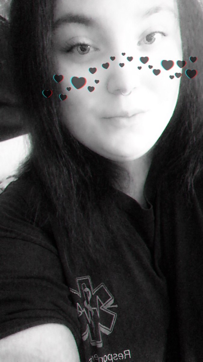 Feeling confident today! #selfieoftheday #QuarantineThoughts #quaratine #plussized #confidentcurioushappy #confidence #selflove #selfcare #snapchat #Filter