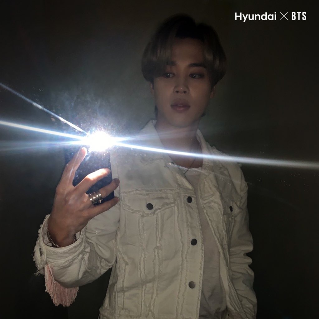 Help the planet from home! With Hyundai, I'm taking part in the #DarkSelfieChallenge. Turn all the lights off and take a selfie with the flash on. Show yourself in the dark to shed light on climate change.

#DarkSelfieChallenge #EarthDay  #StayHome #HyundaixBTS #NEXO @BTS_twt