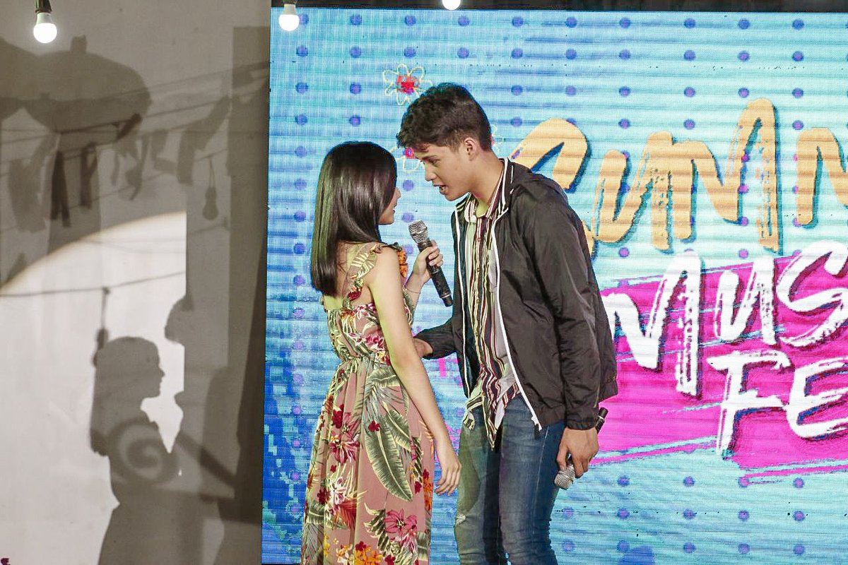 mspainteilyn's tweet photo. 🎶Kaba sa dibdib ay pagtingin na...🎶 

@francinecarreld @kyle_echarri https://t.co/J2VUmdcFh3