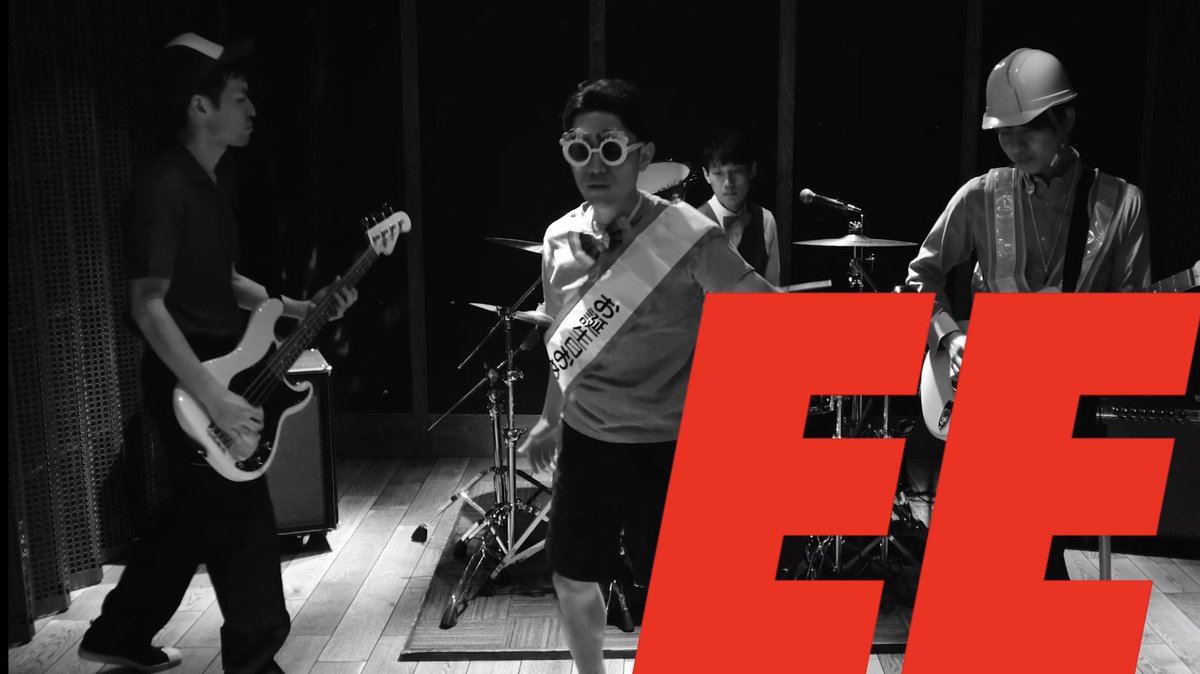 どうも！ガンマブロッコリーです。
STAY HOMEしてくれている世界中の同志たちへ、
元気が出る映像をお届け☺︎

「生きているから、ラッキーだ！」
こんな力強い言葉が他にあるだろうか。3分で前向きになります！

葉っぱ隊/YATTA!歌ってみた。
youtu.be/IdyEsJF05fc
#家で過ごそう #家で踊ろう