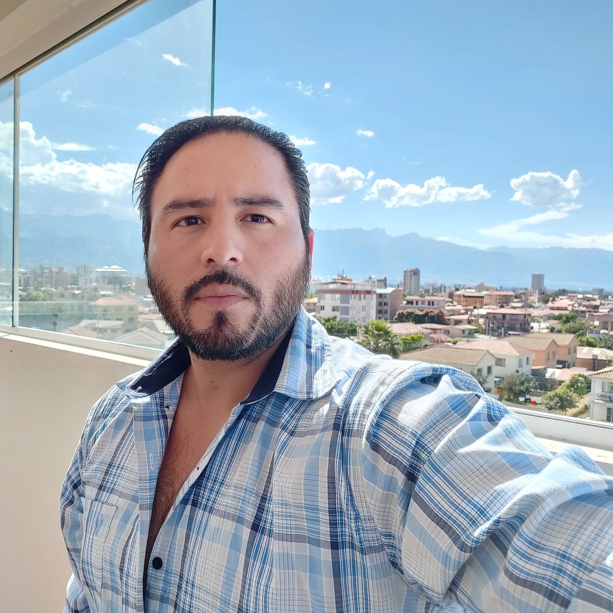 CarlosCarolini's tweet photo. #Cuarentena
#EnCasaEstamosASalvo 🏠🙏🏼 https://t.co/RwfgyDTsMZ