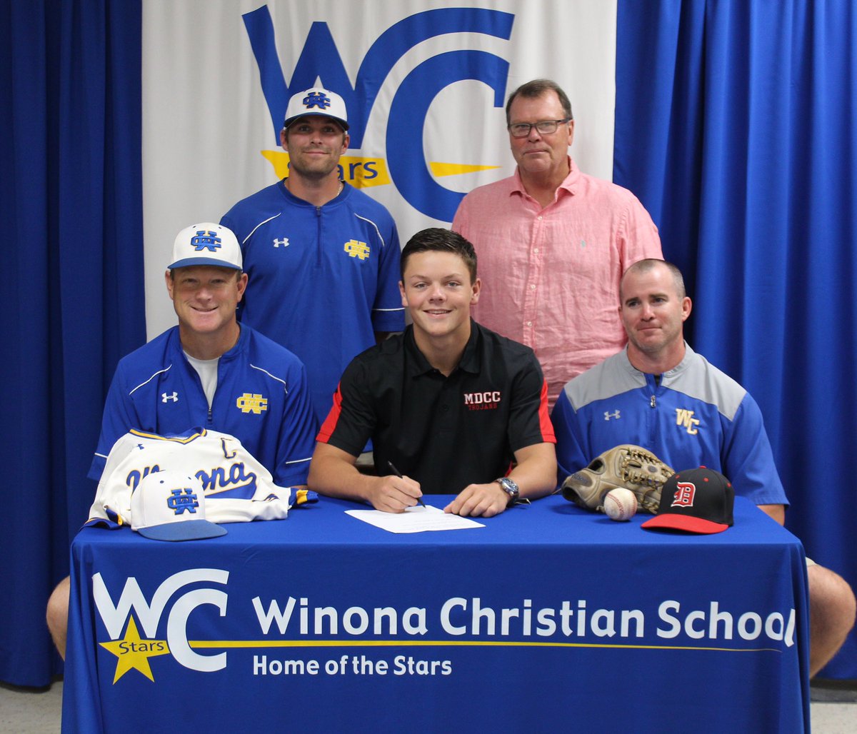 reed_roberts13's tweet photo. excited to continue my career at Mississippi Delta. #gotrojans https://t.co/r2DuEyZXkv