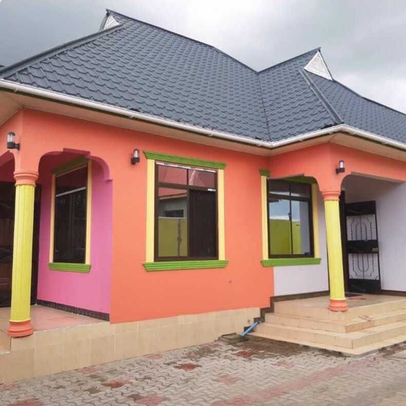 Nyumba yako,,,ipendeze kwa finsng,,safi,yarangi,,call,,0757457020,au,0621902379
