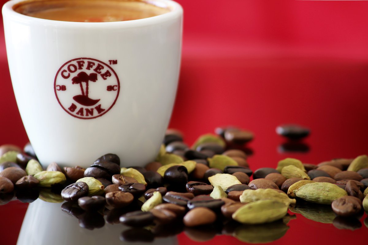 coffeebankme's tweet photo. Avail of #discounts when you go for #GroundCoffee / #CoffeeBeans #subscription offered by #CoffeeBankME #CoffeeShop. All orders are delivered to your doorstep -- and yes, everything is guaranteed #fresh! #UAEonly. โค๏ธโ๏ธ๐ฆ๐ช
โ
https://t.co/CnubHRn3kV
#UAE #Sharjah #Dubai #LoveCoffee https://t.co/1Qlc0SufT9