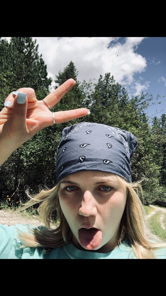 MorganJeanne_'s tweet photo. Emmeline is the mood https://t.co/aFuKUUh593