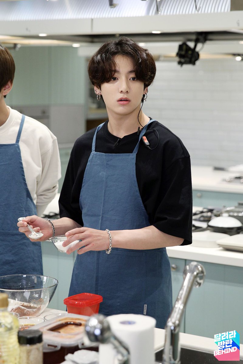 Golden Stage On Twitter Run Bts Ep 102 Behind Jungkook ì •êµ­ Jungkook Jk Bts Twt