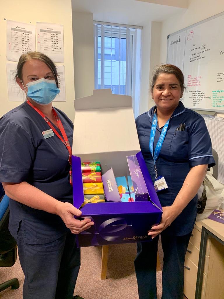 Amazing gift sent in to CCU from a thankful patient. Well done guys!! Really proud 
#bestteamever #teamwork #gettingitright @LiZRix_PHT <a href="/KrissieArnott/">Krissie, cardiology & respiratory matron</a> <a href="/QCardiology/">Team Cardiology Q.A</a> @TinaHetheringto
