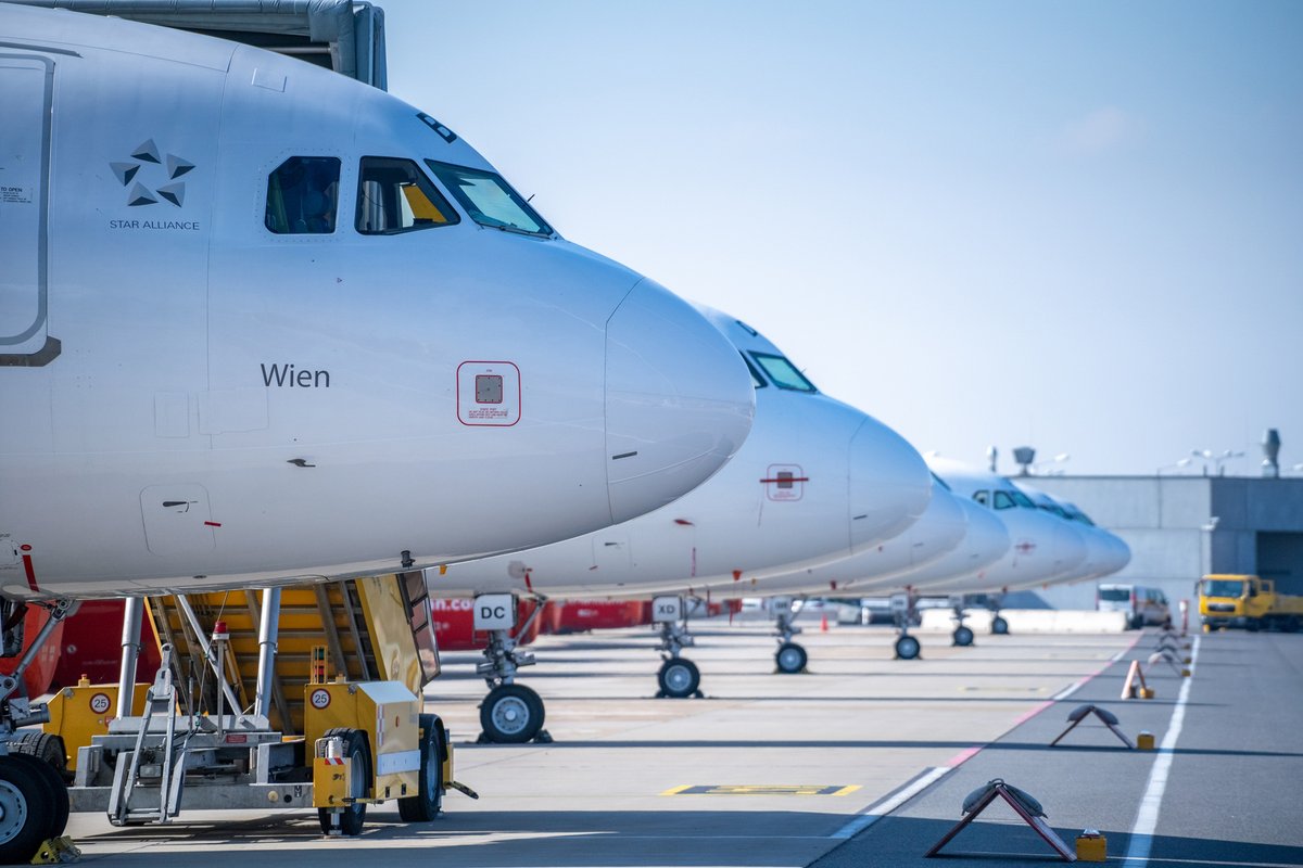 Austrian Airlines tweet media