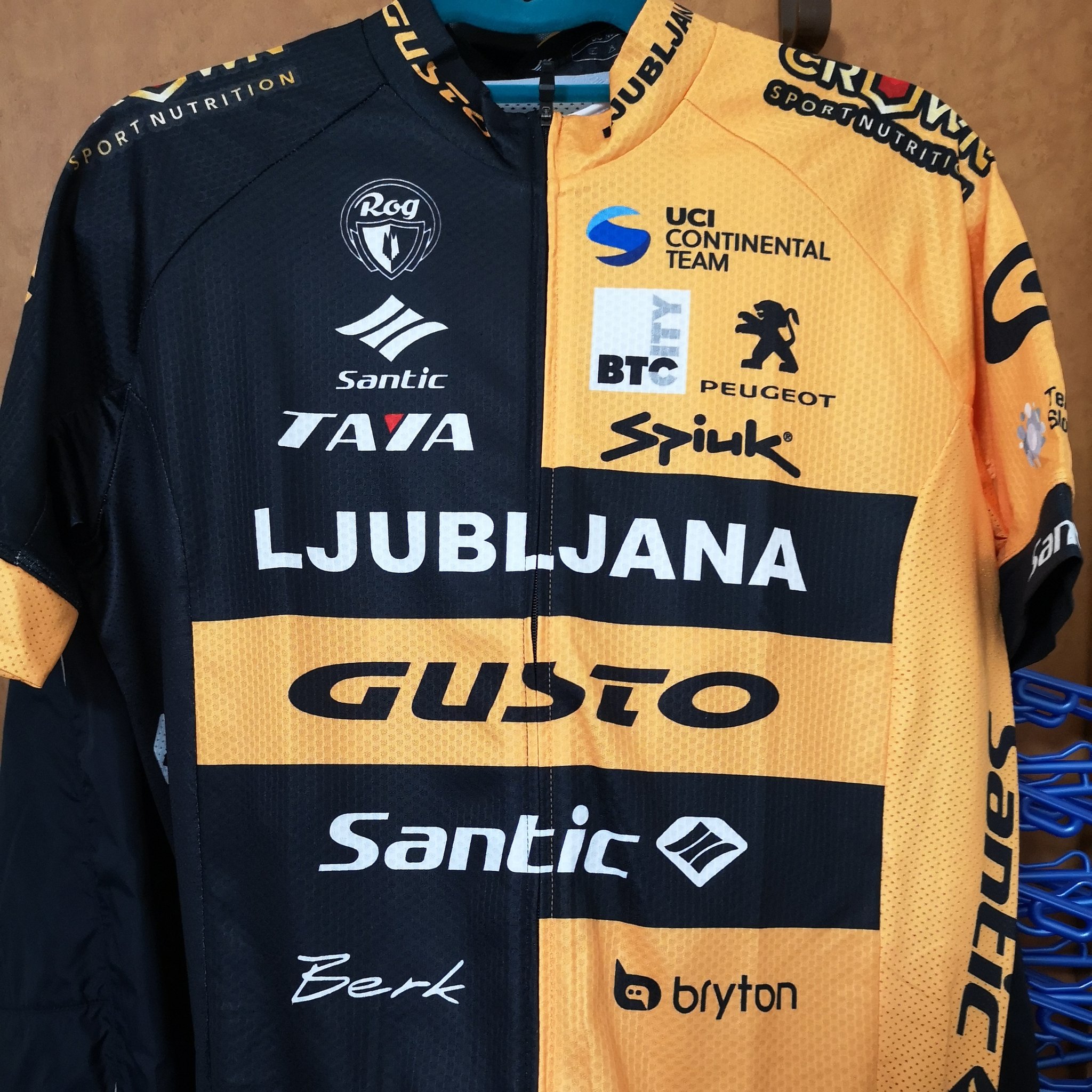 LJUBLJANA GUSTO santics サイクルジャージ　Lサイズ LJUBLJANA GUSTO santics サイクルジャージLサイズ