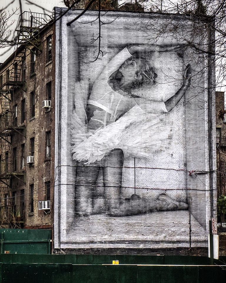 cromacultura's tweet photo. Ya mismo volveremos a salir a bailar y a celebrar la vida 
#DiaInternacionalDeLaDanza
@JRart #StreetArt https://t.co/7sQpShCBh6