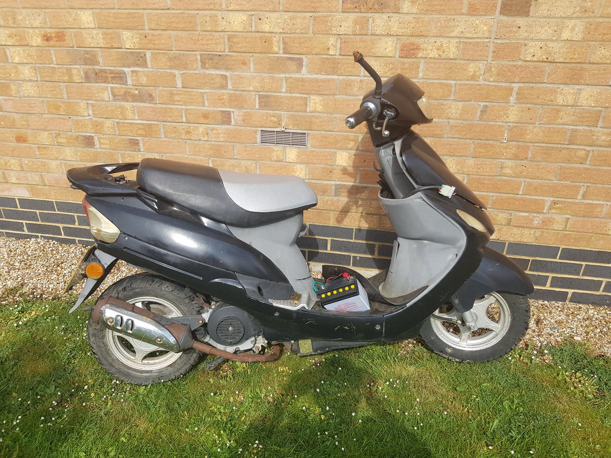 PS255Desrochers's tweet photo. Good morning all, 8 - 6 for me today and currently out with #PSStevens looking for a wanted person.
Spidersense was tingling when we saw this moped parked in a peculiar place. Checks reveal it to be stolen.....recovery on route! https://t.co/YCWxTOX525