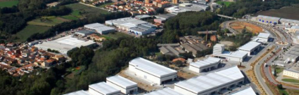CCV_ORIENTAL's tweet photo. 🟧Les ofertes de naus i solars als polígons del #vallesoriental ha baixat un 42% en un any. Ho analitzem a l’informe del 1⃣trimestre de l’Observatori dels PAE (#OPAE) @UEICERCLEM @pimec @ccoovormaros @ugt_voriental @SocioEconAMB @FUEmpresacat #TVOA
👉https://t.co/CsKi059e71 https://t.co/c52YNLzskI