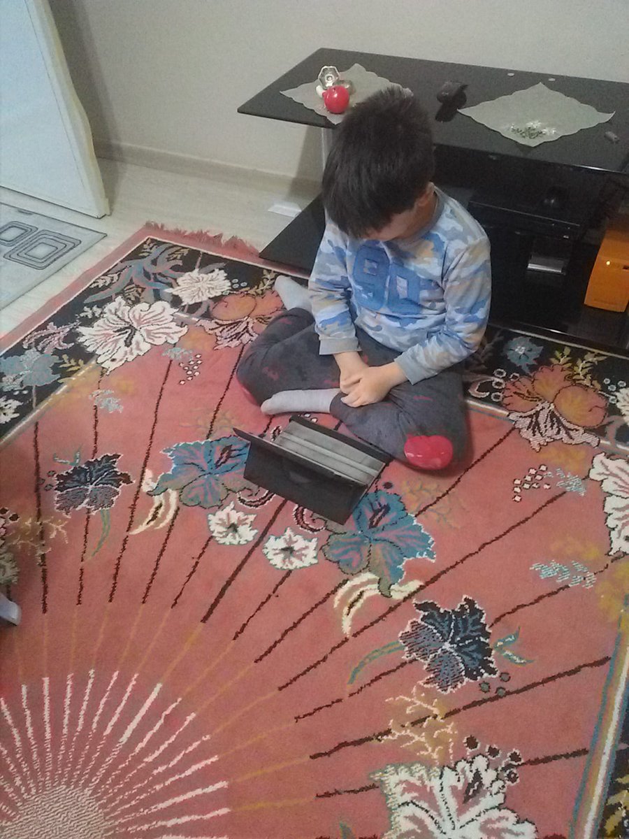 "Kitaplar da kapılar gibidir. Bir kez açtın mı bambaşka bir dünyaya geçiverirsin."  Jeanette Winterson
 Umurlu Cavit Başlık Ortaokulu #birlikteokuyoruzaydin
<a href="/tcmeb/">Millî Eğitim Bakanlığı</a> <a href="/ziyaselcuk/">Ziya Selçuk</a> <a href="/yskosger/">Yavuz Selim KÖŞGER</a> <a href="/seyfullah0966/">Seyfullah OKUMUŞ</a> <a href="/Mustafa59856051/">Mustafa Bilgin</a> <a href="/Aydin_MEM/">Aydın İl Millî Eğitim Müdürlüğü</a> <a href="/AydinMemArge/">Aydın İl Mem Ar-Ge</a>