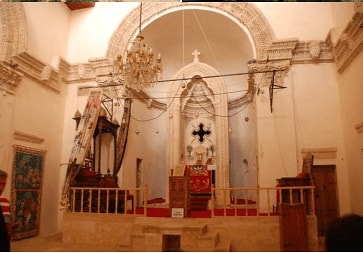 Milattan sonra V. yüzyılda inşa edilen Deyrüzzaferân Manastırı, mimarisi yanında Süryani Kilisesi‟nin önemli bir merkezi konumundadır.  640 yıl boyunca Süryani Ortodoks patriklerinin ikametgahı olarak 1932’ye kadar hizmet vermiştir.#yks2020 #YKSoenecekilmesin