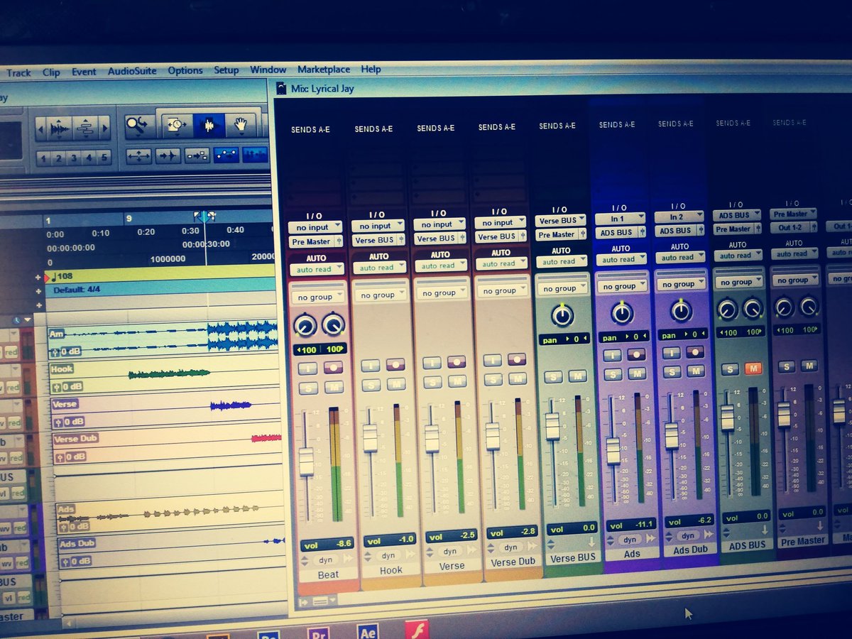 d4nationent's tweet photo. 'Bout to handle this mix!!!

DM for more info

Mixing and Mastering

#QualityOverEverything https://t.co/BjOQqii1oh