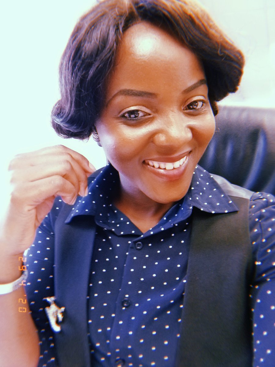 charlenemthetwa's tweet image. The Aries Queen ♈👑♥️💋
#SimpleSmile
#SimpleLive
#SimpleLove