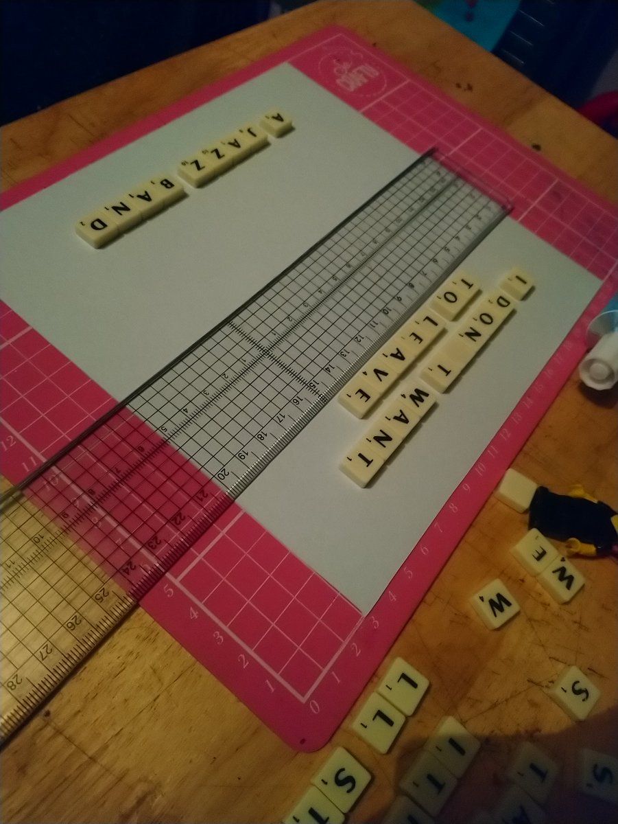 ClaresFunkWare's tweet photo. Slow progress on this one. Lots of words means lots of measuring. Need to finish this off today. Send tea as two hours sleep. #QueenOf #lego #SleeplessNight #wednesdaymorning #HumpDay #grumpymum #claresfunkwear https://t.co/eDJ3oGeZKD