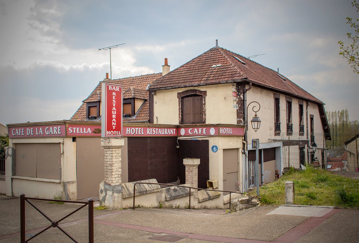 Pixdar's tweet photo. Café de la gare... traces du passé à #Meriel
#valdoise
👉 https://t.co/FZShIqLvXn https://t.co/S1oSaS01zA