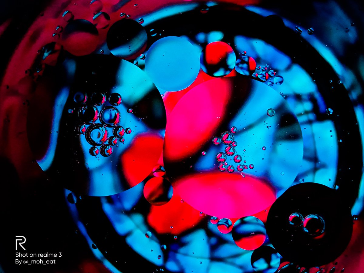 mohieetvro's tweet photo. My atoms love your atom, it's chemistry.
PS-: I captured it without lense..... I think Realme lense is better to capture macro shots it doesn't need any other external lense to capture.
#shotonrealme #ordinaryyetextraordinary
@MadhavSheth1 @realmemobiles @FrancisRealme https://t.co/86UtBHfOnt