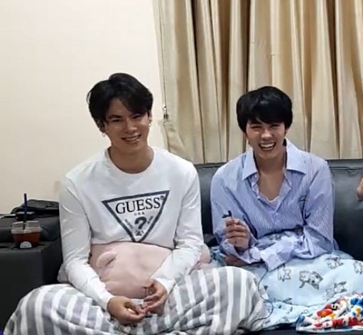 senses_22's tweet photo. รอซีซั่น 2 นะคะ ❤️❤️🤟🤟 #แล้วแต่เปอร์ #ปอยปี้เอ๋อแท้ไม่ปรุงแต่ง #บ่นเดือน #myengineerep5 https://t.co/cjhK75dky9