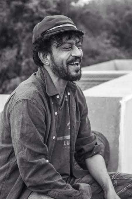 asnaiik's tweet photo. ह्याला जीवन ऐसे नाव...
अपार कष्टांनी मिळवलेले यश...
चंद्रकांता पासून हॉलिवूड पर्यंतची यशस्वी वाटचाल...
इरफान खान आपल्या आत्म्यास शांती लाभो🙏 https://t.co/VeolTFDvmJ
