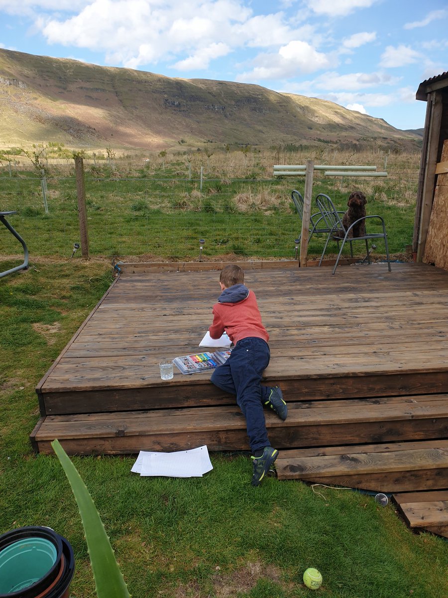 Corrie 👨‍🎨 <a href="/LennoxtownP/">Lennoxtown PS</a>