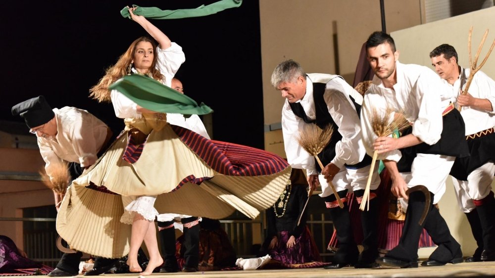 lenouvelliste's tweet image. Coronavirus : le Festival international folklorique d’Octodure 2020 annulé dlvr.it/RVg6vh