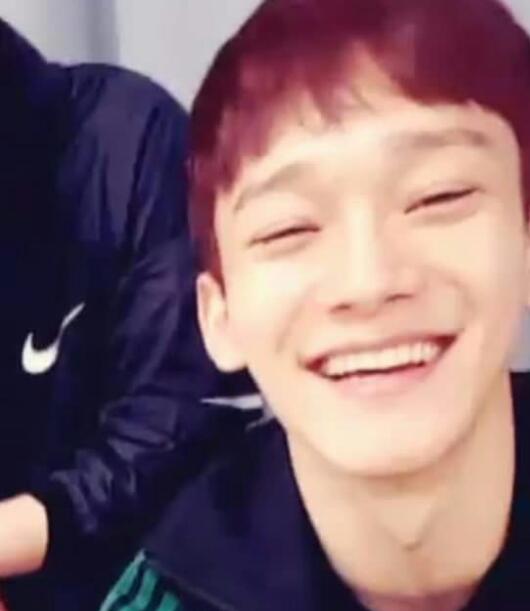 micaelaL1485's tweet photo. Que importa si los antis publican mamadas de Jongdae EL NISIQUIERA TIENE REDES SOCIALES GENTE!

Pueden estar cerca de su casa con antorchas y todo y el estará en una burbuja de amor junto a su bebé y su mujer Chupandole tres huevos lo que hagan !!!

#CongratsChen  @weareoneEXO https://t.co/8Bw2bwlH00