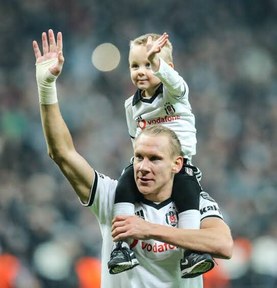 Happy Birthday Domagoj Vida, iyi ki do dun.  