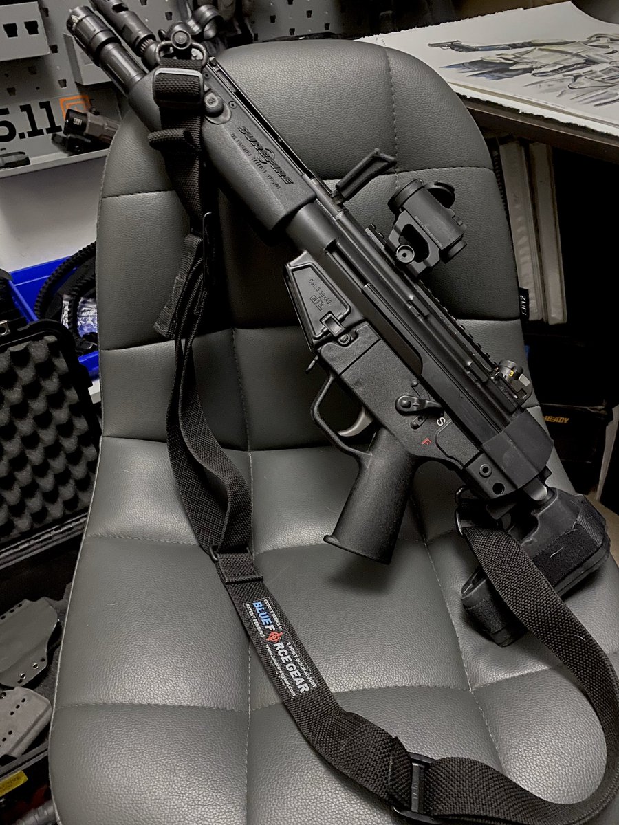 m2_ghost's tweet photo. Dialed in the @DakotaTactical #d53 with an adjustable 2 point sling from @BlueForceGear - feels great! https://t.co/IpBGzPkNYM