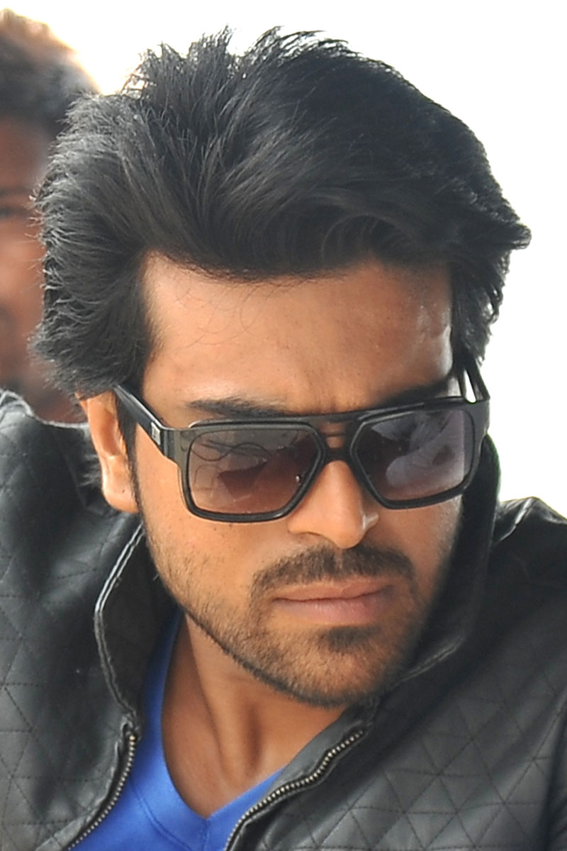 Yevadu posters lands Ram Charan in legal mess  Indian Fashion