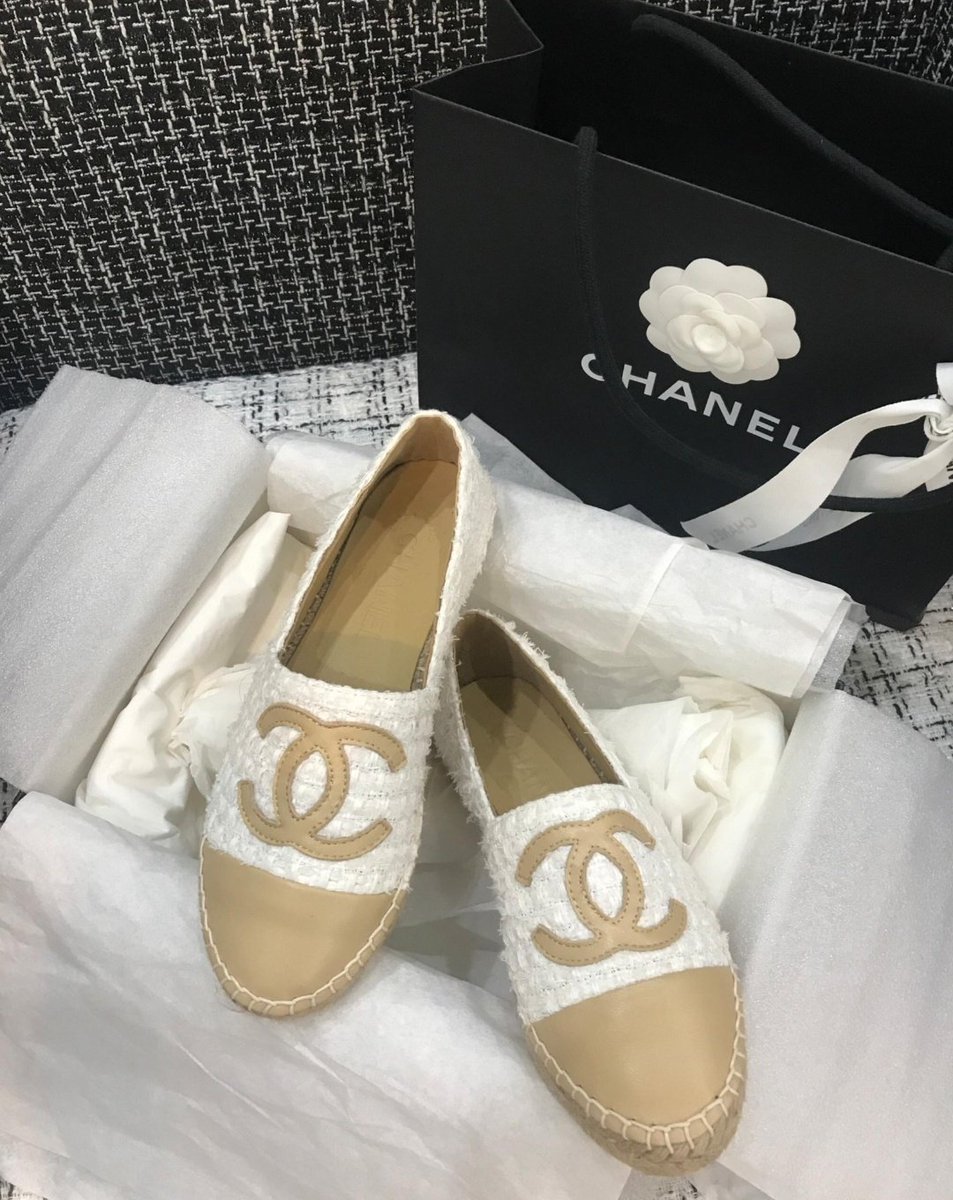 plug_miss's tweet image. 🌷 NEW CHANEL ESPADRILLES 🌷
-
ALL SIZES AVAILABLE 📶
VARIETY OF DIFFERENT COLOURS 🌈
BANK TRANSFER &amp;amp; PAYPAL 💷
DM FOR INFO &amp;amp; TO ORDER 📲
24/7 REPLIES 🛂
-
#Givenchy #designer #prada #rep #clone #copy  #Louboutin #mcqueen #mulberry #fendi #esperdrille #louisvuitton #gucci