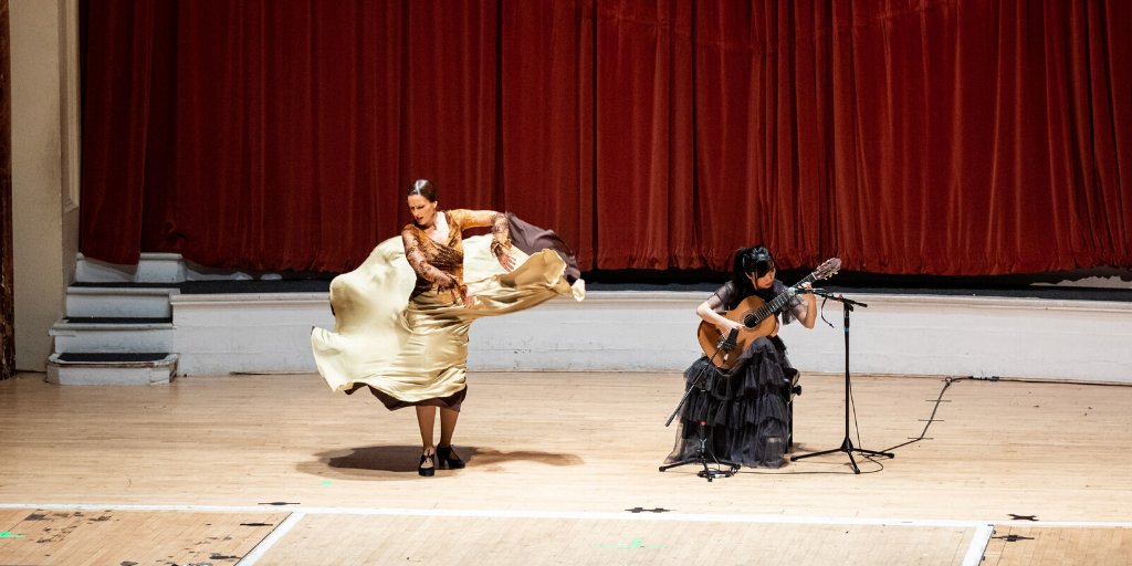 Happy #InternationalDanceDay 

Who remembers this event from <a href="/CheltMusicFest/">CheltMusicFest</a> last year?

The wonderful <a href="/XuefeiYang/">Xuefei Yang 杨雪霏</a> and <a href="/mariavegadancer/">Maria Vega</a> captured by <a href="/StillMoving_/">StillMoving</a>