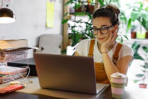 Top tips for getting the best out of your day when working from home. Flexible office specialist, Workthere, has put together some top tips on how to get the best out of your day when working from home. ow.ly/c5MS30qB7TD