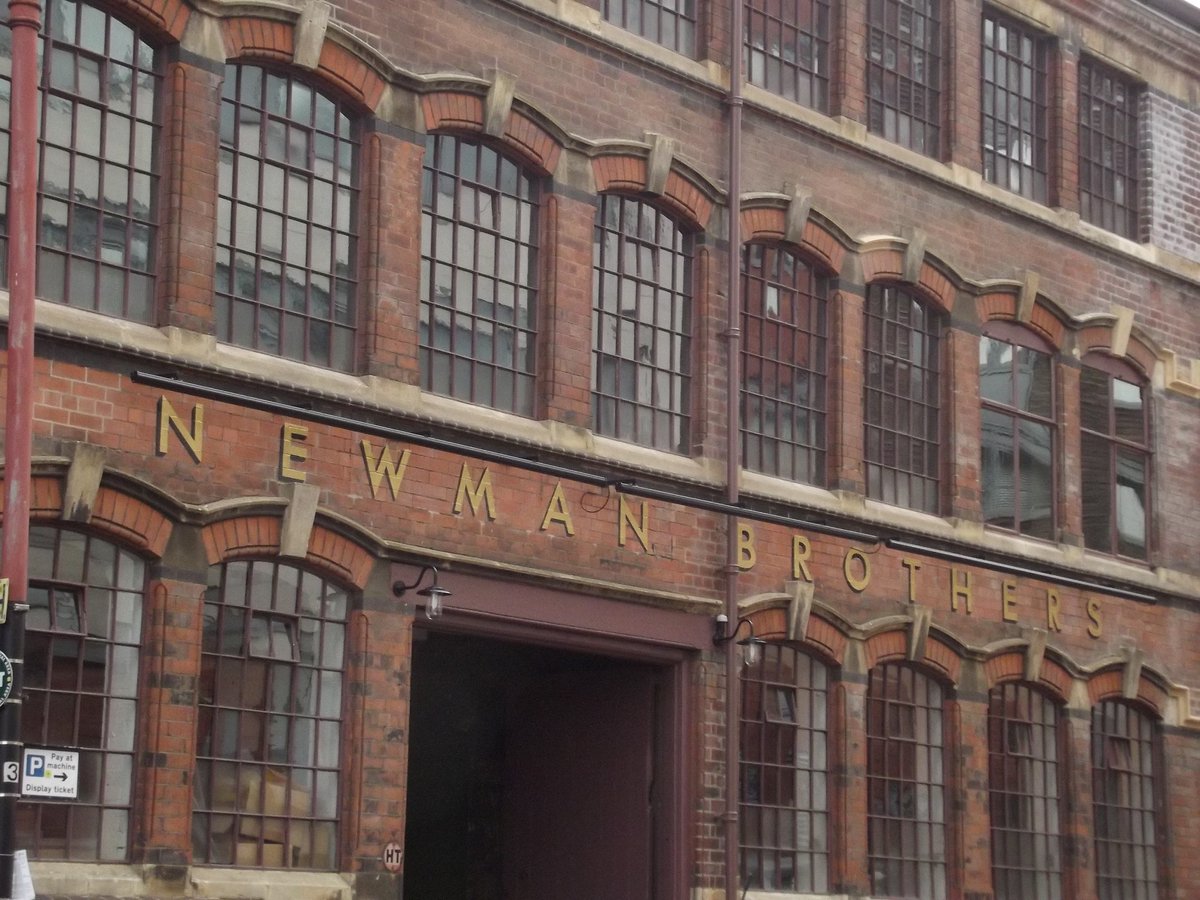 7/  @CoffinWorks A Grade II* listed coffin furniture factory in Birmingham. Produced coffin furniture for the likes of Churchill & Princess Diana. Newman Bros was in operation 1894-1998. After a 15yr campaign by the Birmingham Conservation Trust it is now operated as a museum.
