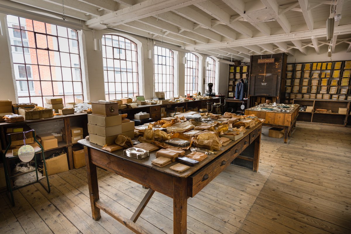 7/  @CoffinWorks A Grade II* listed coffin furniture factory in Birmingham. Produced coffin furniture for the likes of Churchill & Princess Diana. Newman Bros was in operation 1894-1998. After a 15yr campaign by the Birmingham Conservation Trust it is now operated as a museum.