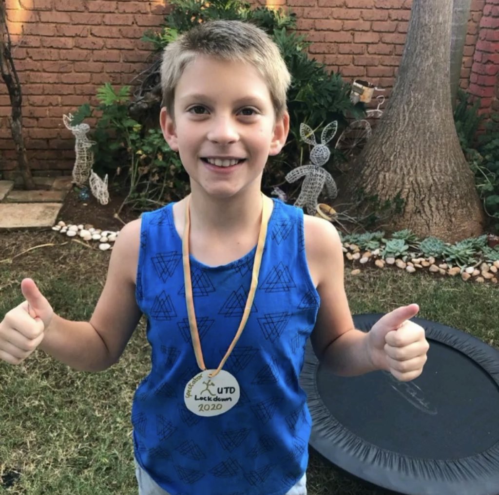 UTDrakensberg's tweet photo. How fantastic are these home-made medals? ๐ฅ๐ฅ
๐ธ https://t.co/9dbeyr6iYh
#lockdownUTD https://t.co/pG7vohYfB4
