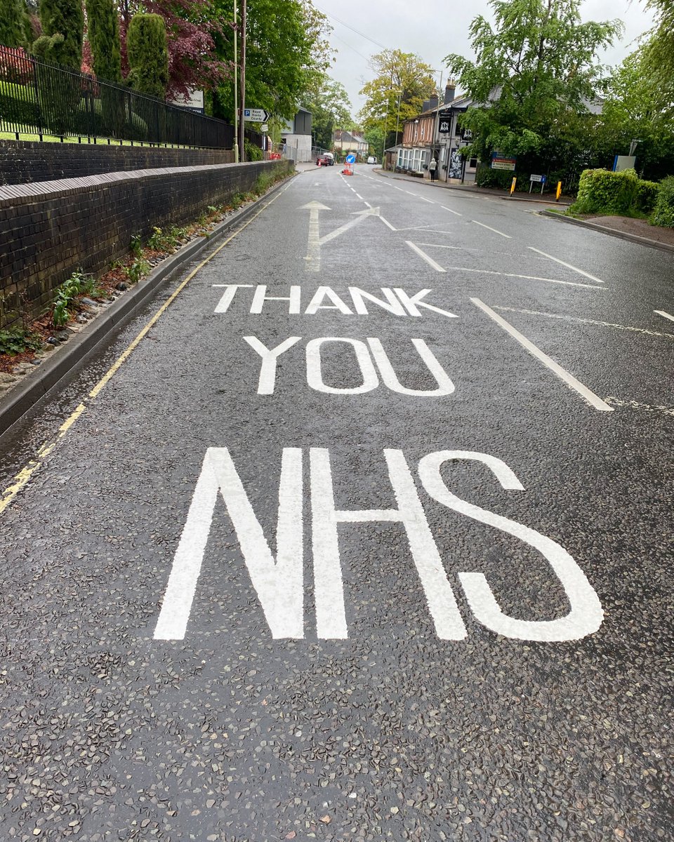 _UoW's tweet photo. Spotted outside our West Downs Quarter on the way towards the Royal Hampshire County Hospital.
Thank you NHS 💙
📸: Catherine Ellis https://t.co/iDjF6iPPHR