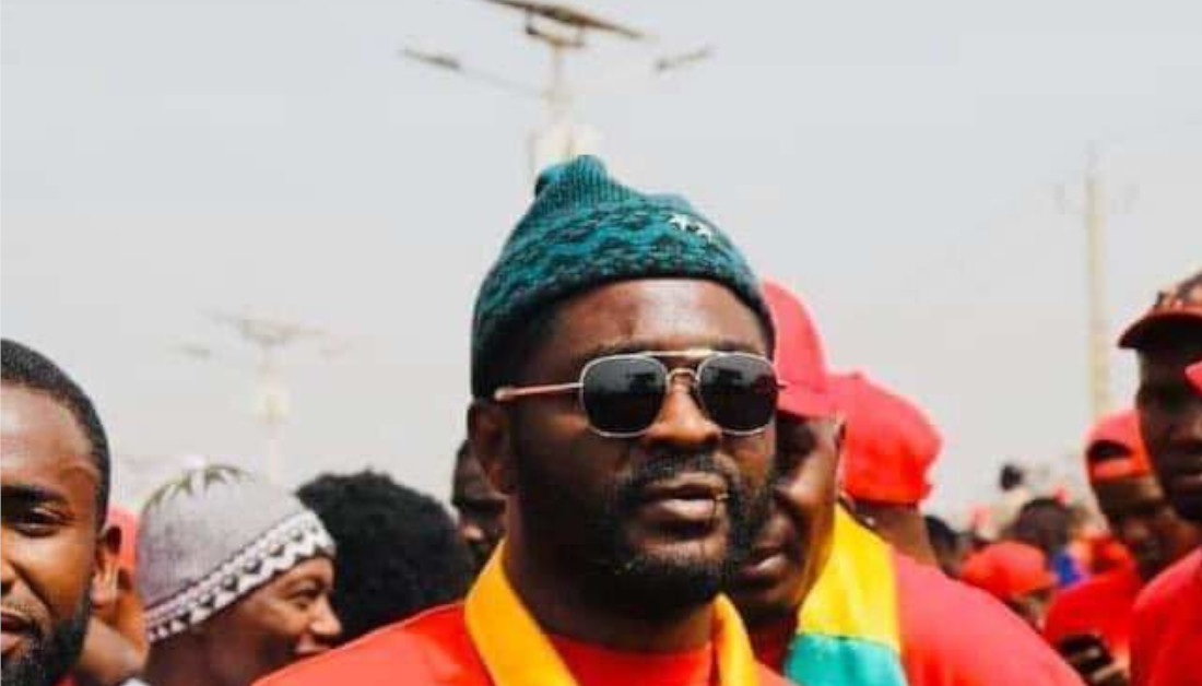 OBS_defenders's tweet photo. 🇬🇳#Guinée: Poursuite de la détention arbitraire &amp; du harcèlement judiciaire de @FONIKEMENGUE

👉Le 24/04, il a été placé sous mandat de dépôt à la prison centrale de Conakry pour "diffusion de fausses informations". #ForFreedom

@TlpGuinee @FNDC_Gn 

➡️https://t.co/nUNbPECh8d https://t.co/p5EyM7aEkk