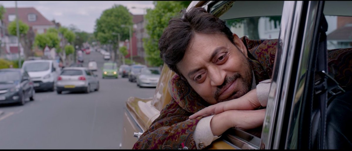 Navjotalive's tweet photo. The last shot of @irrfank at the movies. 
THAT smile :) https://t.co/diGqnmxRdG