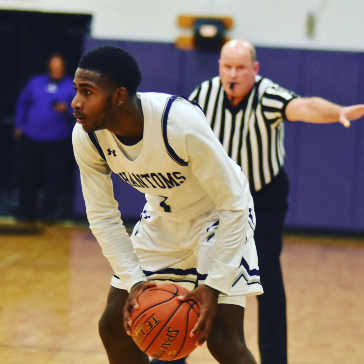 PASDPhantoms's tweet photo. Senior Spotlight: @stevenhamiltonj 
Sports: 🏃‍♂️🏀
Next Stop: @LycomingHoops 🔵🟡
#SeniorDay #classof2020 #phantompride https://t.co/RQMbSnywHc