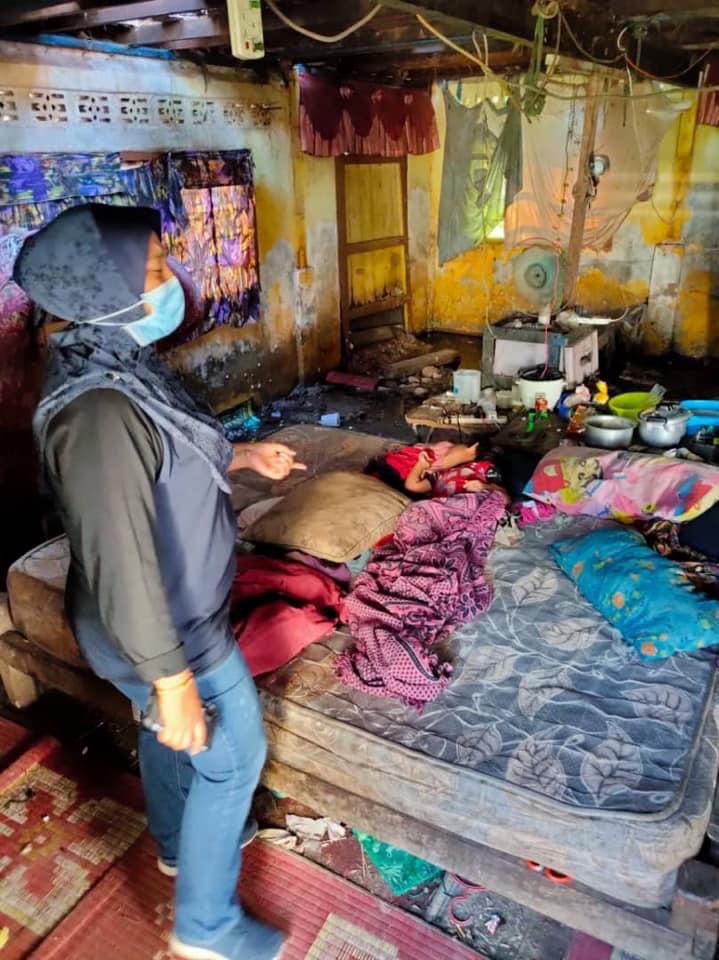 tarmiziabdrahim's tweet image. Mak bapak penagih tegar, ada anak lima, bongsu baru beranak seminggu, 2 orang tak dak surat beranak, tok duduk dekat tapi dah anak selalu mengamuk tak dpt nk buat apa2..AADK mai rush, bapak dgn adik lelaki kena tgkp, mak pun positif..percayah, Dadah Membawa Padah..😔