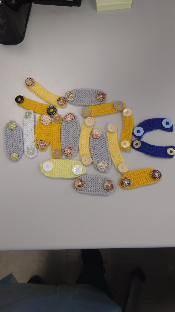 leeshell1984's tweet image. Staff on 3d have been overwhelmed by the thoughtfulness and generosity of the public since this pandemic began.another very thoughtful home made gift from a patient's relative to help with wearing masks all day@ULHospitals #covidward3d