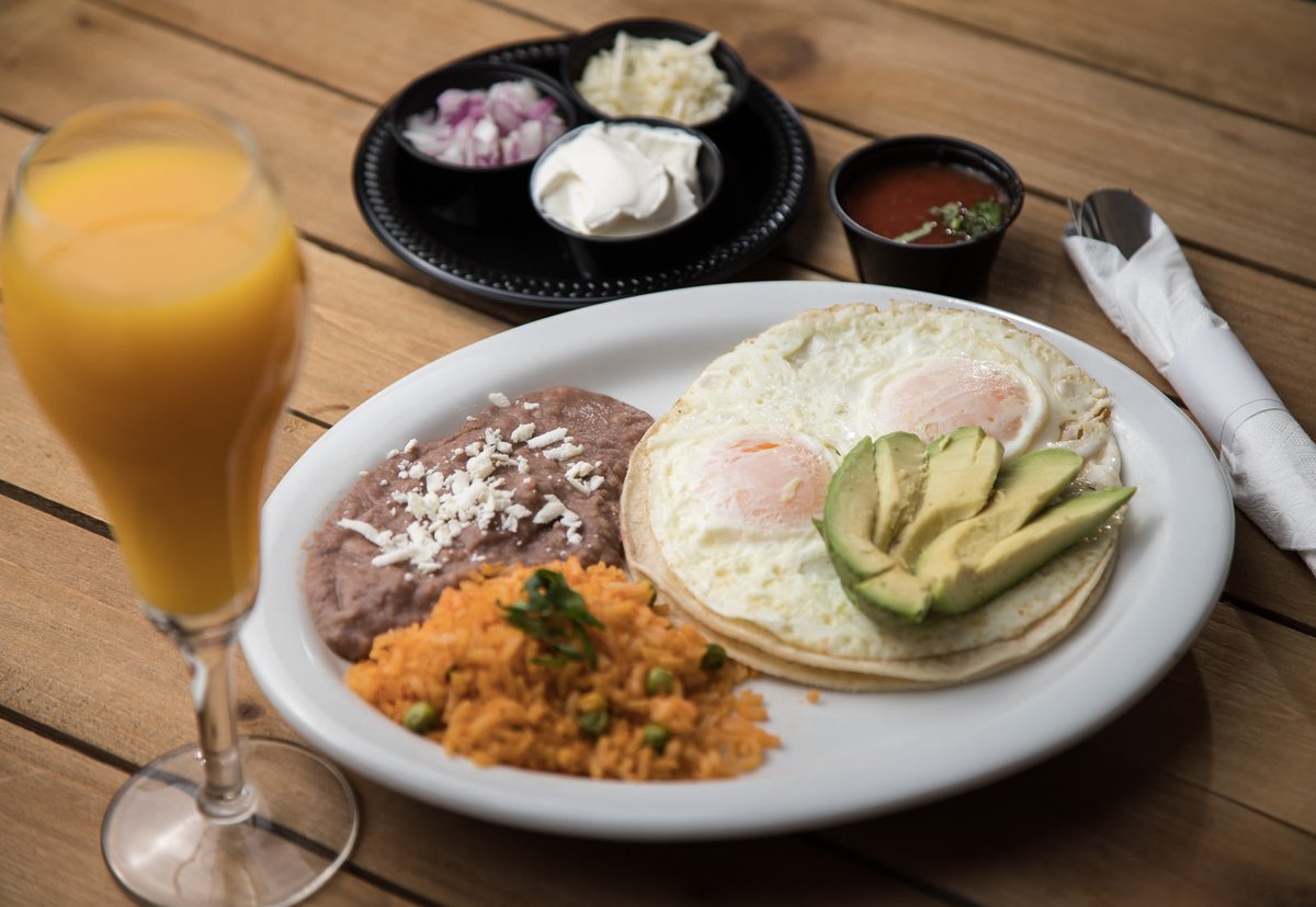 jacksbagels's tweet photo. Grab an Eggs Benedict or a Huevos Rancheros To Go. https://t.co/O2cFoUGlL2