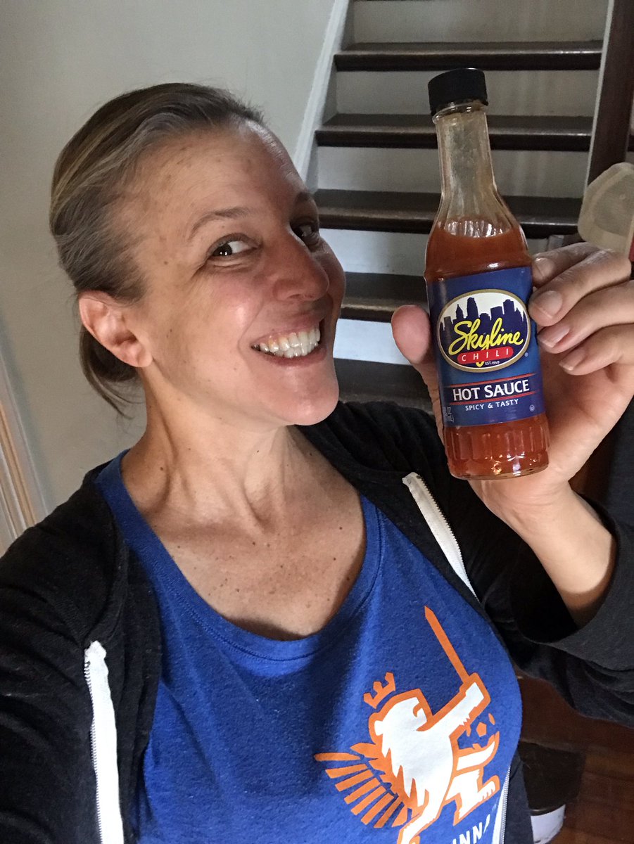 bibliohead75's tweet photo. Having some fun today playing the  #SkylineScavengerHunt @fccincinnati @Skyline_Chili https://t.co/6zmH2mxilH