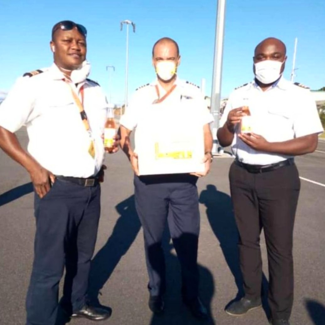 CronosAirlines's tweet photo. Cronos Airlines team bringing Madagascar solution for COVID-19 to Equatorial Guinea 🇬🇶
#SafetyFirst #Alwaysontime #equatorialguinea #travel #africa #cronosair #malabo #bata #EGsinCovid19 https://t.co/LkqW2CQu4u