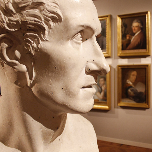 culture_roma's tweet photo. La Sovrintendente Capitolina Maria Vittoria Marini Clarelli, ci accompagna su @museiincomune e #MuseodiRoma in un tour virtuale a porte chiuse, alla scoperta della grande mostra a Palazzo Braschi "Canova. Eterna bellezza": https://t.co/PaTn96bdDa

#laculturaincasa #virtualMIC https://t.co/UkLBTkKwag