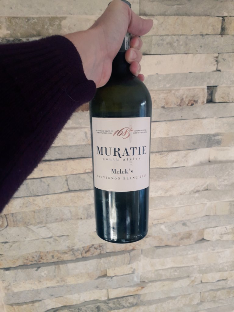 Gearing up for international Sauvignon Blanc day. This 2018 from Muratie is still drinking beautifully. #drinksa