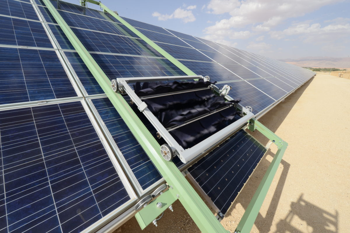 CEL seeks technology partner for waterless solar module cleaning systems: The state-owned Central Electronics Limited seeks to empanel startups having the technology patent for waterless solar module cleaning system without… dlvr.it/RVgYvq #solarenergy #solarpv #solar