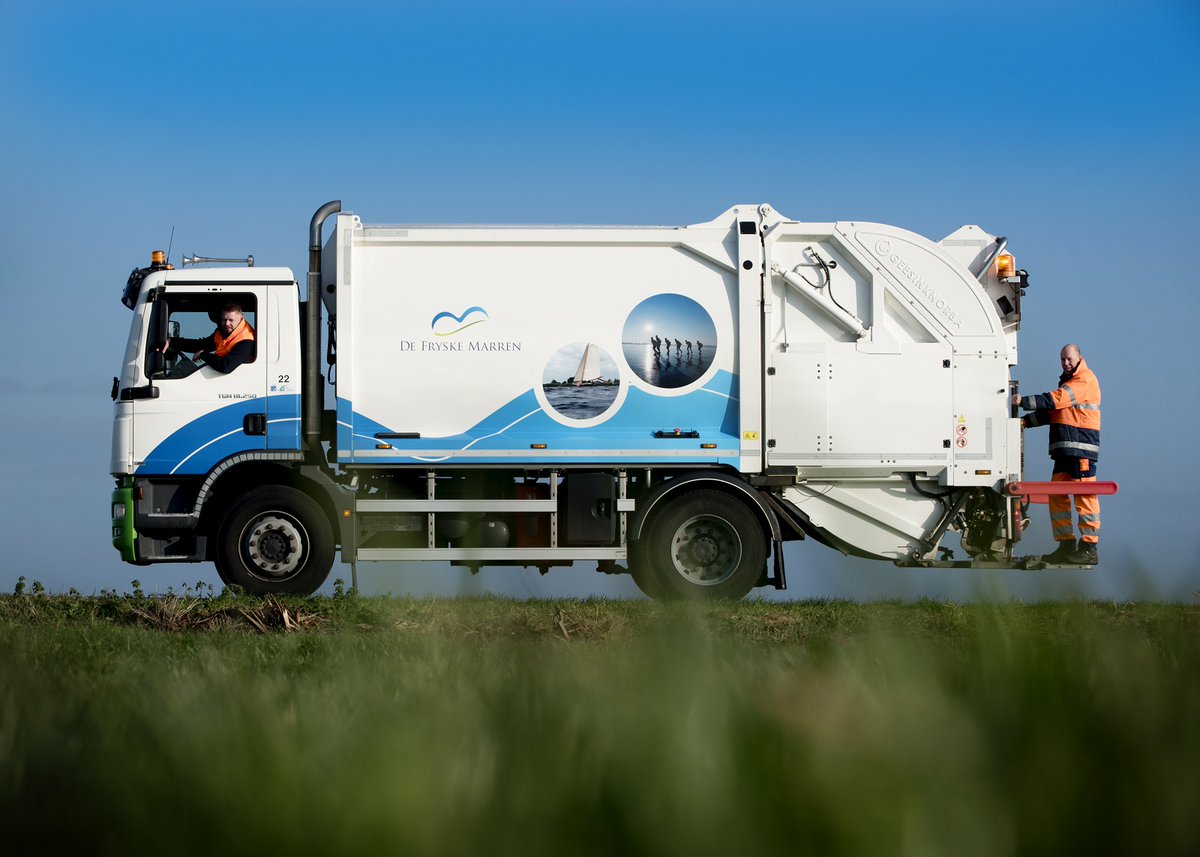 De afvalinzameling (restafval- en papierroute) van dinsdag 5 mei (Bevrijdingsdag) wordt gereden op zaterdag 2 mei. #restafval #papier #afvalinzameling